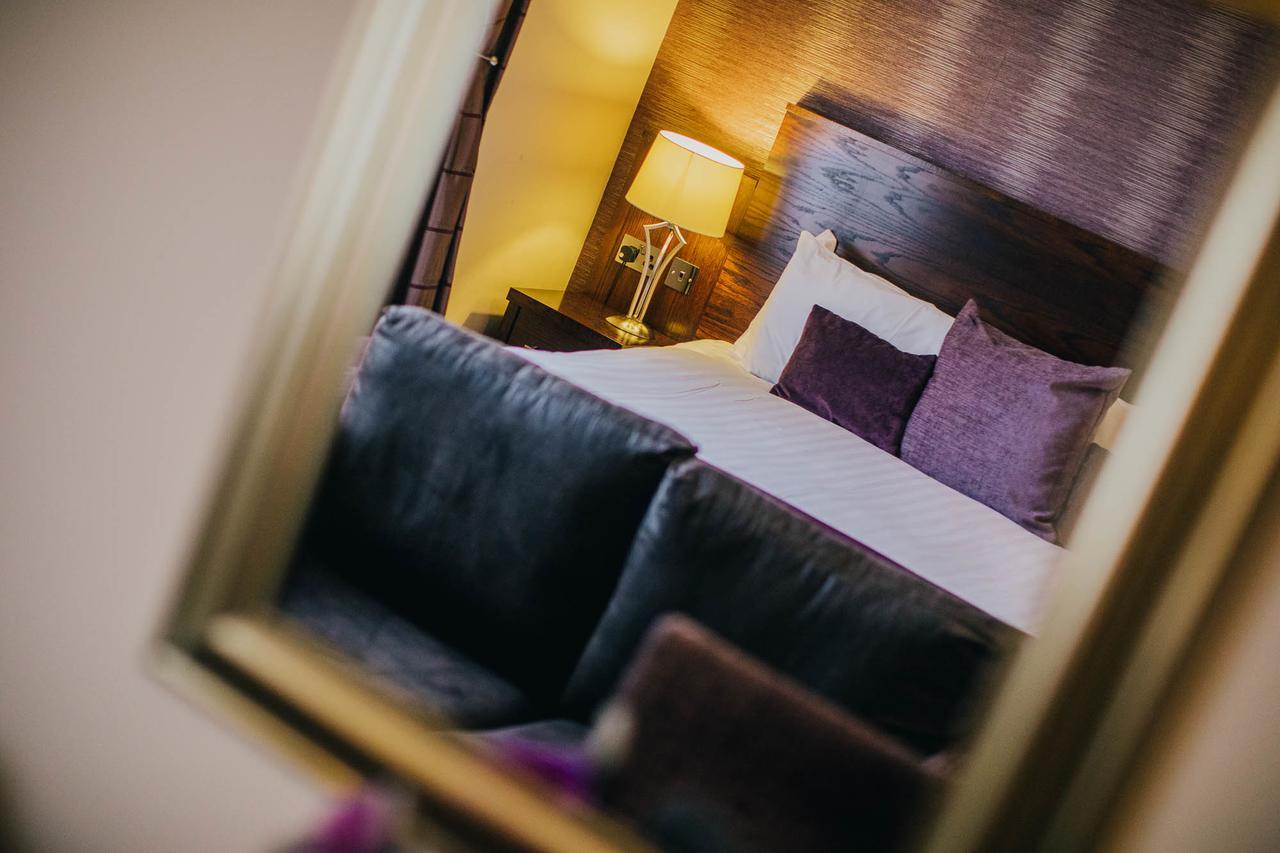 The Duke Of Edinburgh Hotel & Bar Barrow-in-Furness ภายนอก รูปภาพ